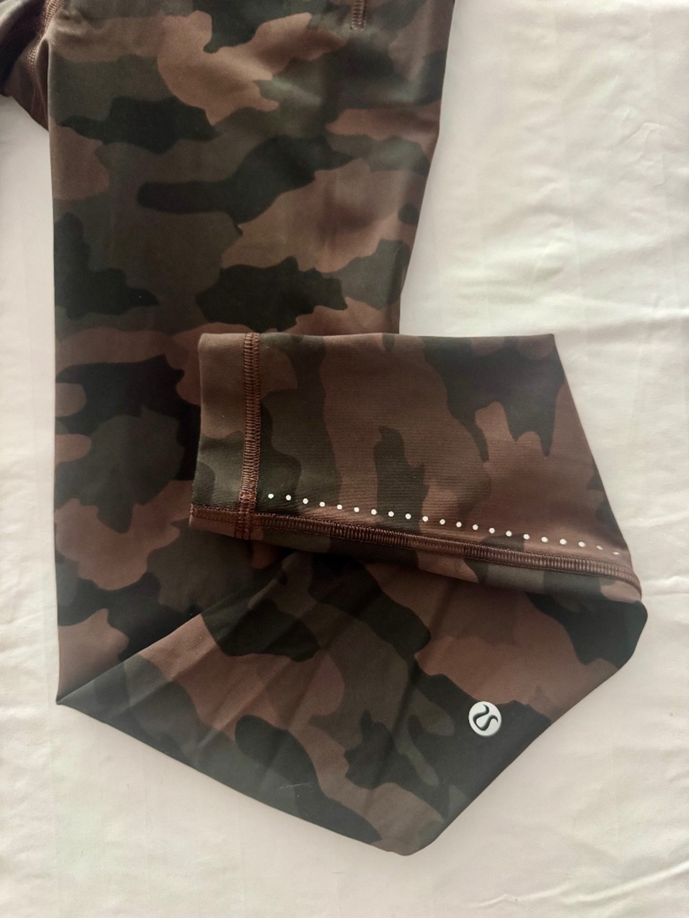 NWOT Lululemon Swift Speed Leggings Size 4 Camo High Rise Pockets Running